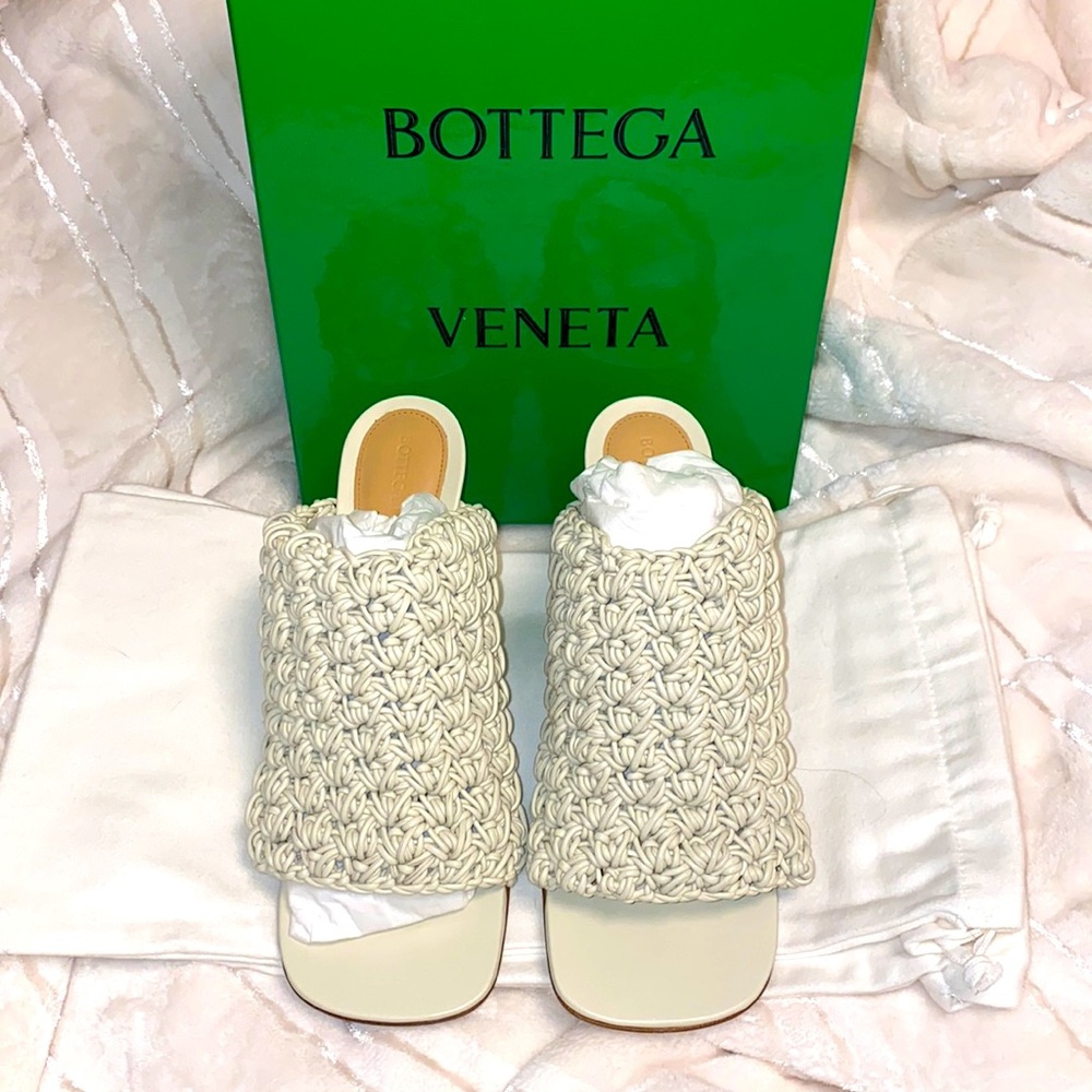 Bottega Veneta Mules / Heel ✨